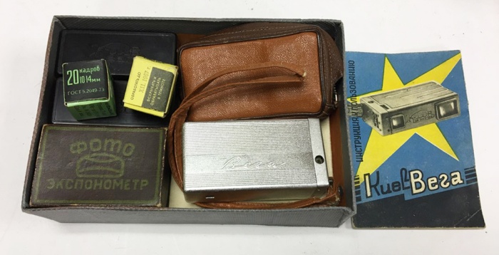 Фотоаппарат Киев Вега в комплекте (сост. на фото)