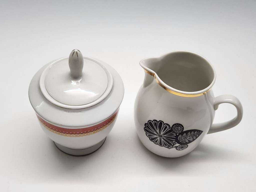 Молочник Пролетарий и Сахарница Китай фарфор