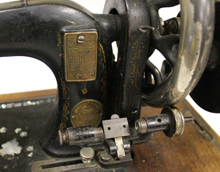 Швейная машинка Junker & Ruh, Германия, конец XIX века (см. фото)