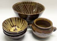 Набор посуды керамика салатник + 3 пиалы + горшок