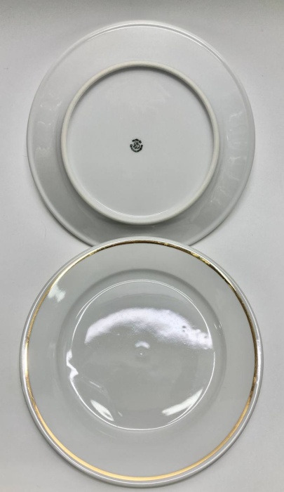 Тарелки столовые, фарфор, Чехословакия, 2 шт