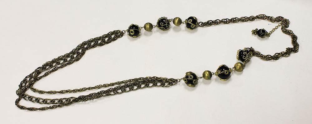 Винтажные бусы, металл, пластик, СССР (см. фото)