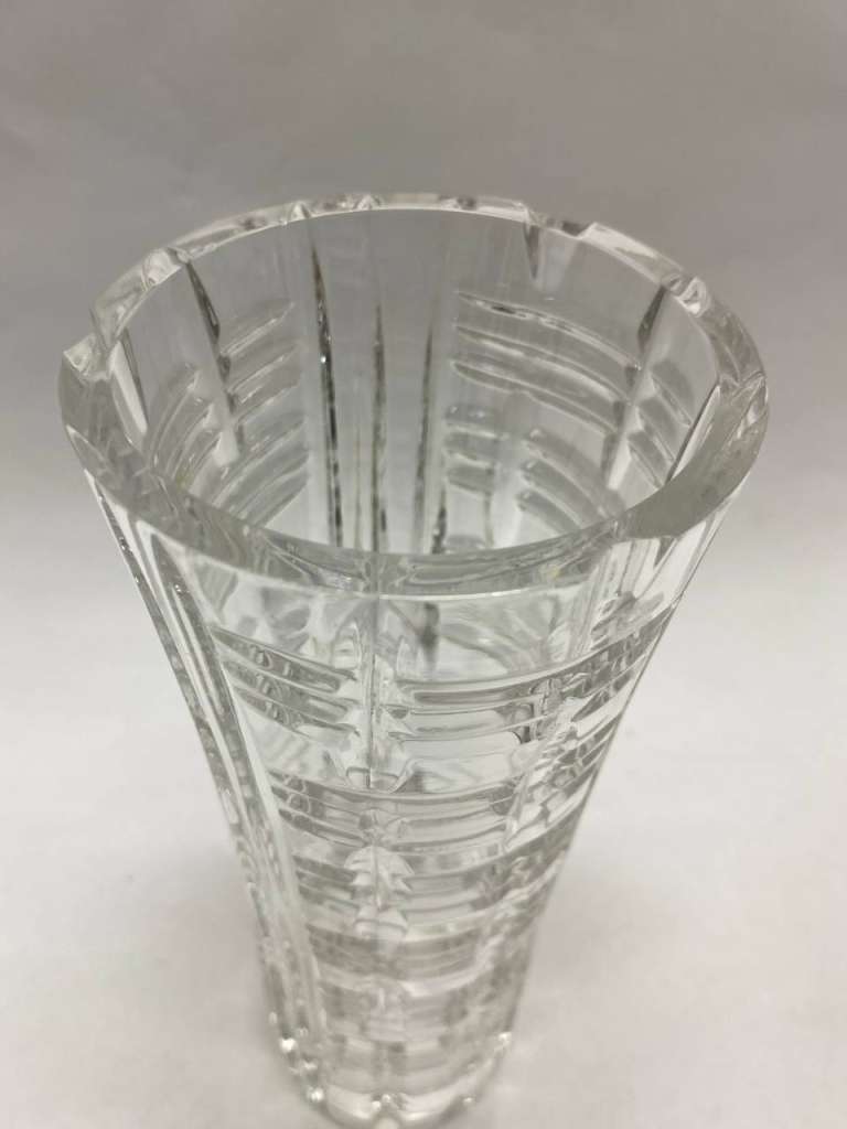 Ваза узкая хрусталь (состяние на фото)