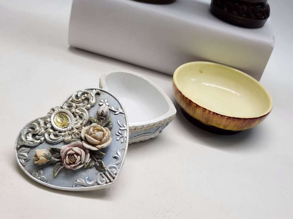 Вазы 2 шт блюдо шкатулка сердце и розетка керамика блюдо СССР