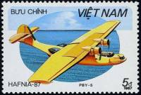 (1987-094a) Марка Вьетнам "Летающая лодка PBY-5 "  Без перфорации  Гидропланы III O