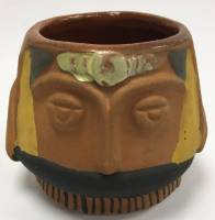 Сосуд сувенирный "Индеец", керамика, 7,5 см. (сост. на фото)