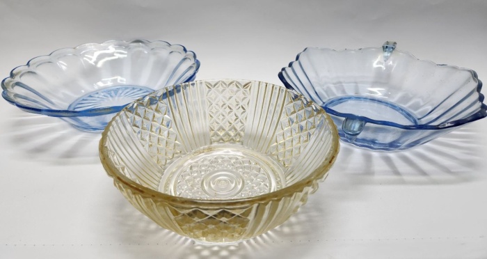 Широкие стеклянные салатники 3 шт  (сост. на фото)