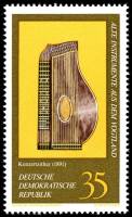 (1977-030) Марка Германия (ГДР) "Концертная цитра"    Музыкальные инструменты II Θ