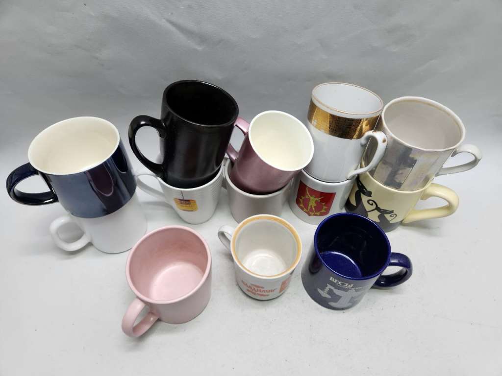 Кружки чашки чайные разные 13 шт 