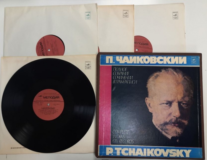 Набор виниловых пластинок (4 шт) П. Чайковский Спящая красавица Мелодия 300 мм. (Сост. отл.)