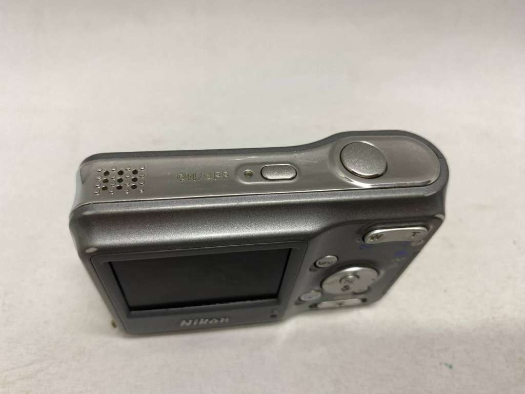 Фотоаппарат цифровой Nikon Coolpix L2