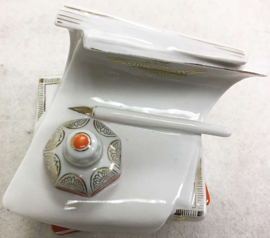 Чернильница &quot;40 лет октября&quot;, ЛФЗ (сост. на фото)