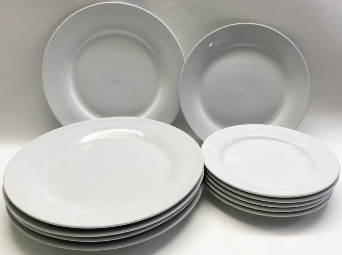 Тарелки белые большие, средие 11шт
