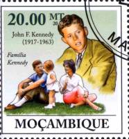 (№2009-3332) Марка Мозамбик 2009 год "19171963 Джон Фицджеральд Кеннеди", Гашеная