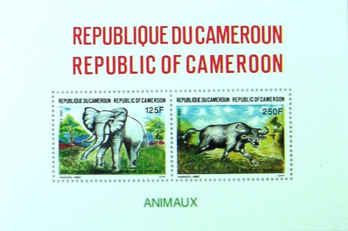 (№1991-31) Блок марок Камерун 1991 год &quot;Африканский Слон Утилизировались африкана Африканский буйвол