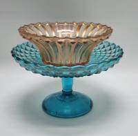 Фруктовница на ножке бирюзовая и Кофетница цветное стекло  СССР