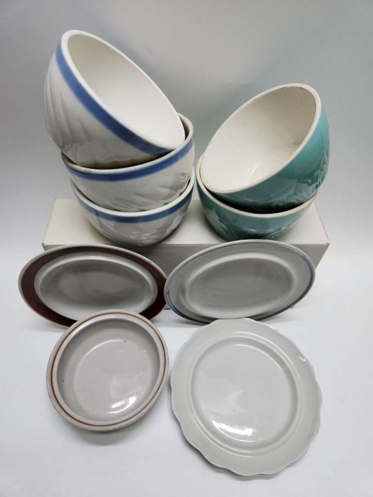 Масленки фарфор 9 штук без крышек