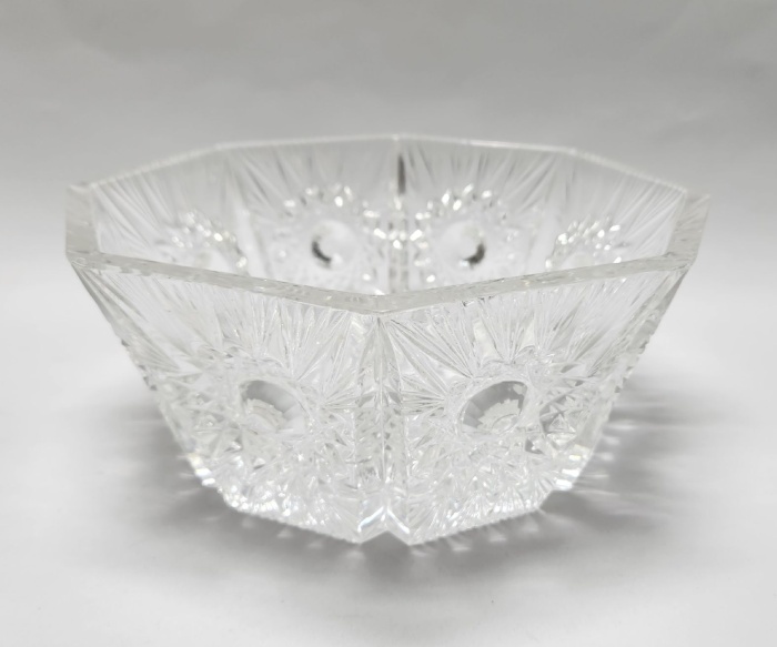 Салатник восьмиугольник хрусталь СССР  (сост. на фото)