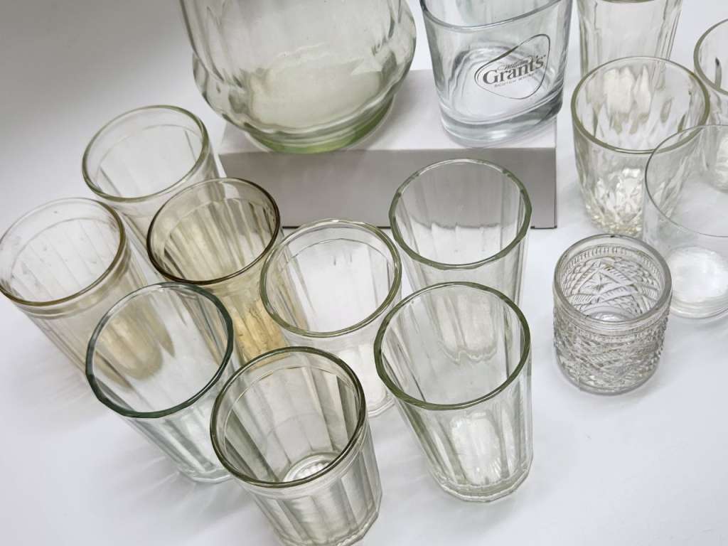 Графин (кувшин) и 15 стаканов стекло