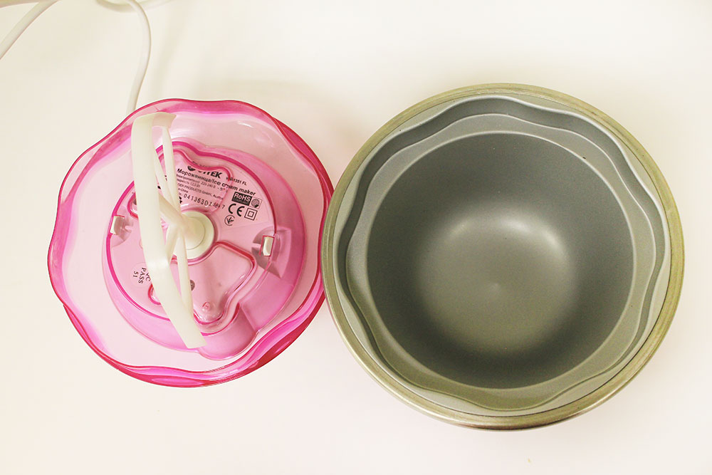 Мороженица детская, с инструкцией (состояние на фото)