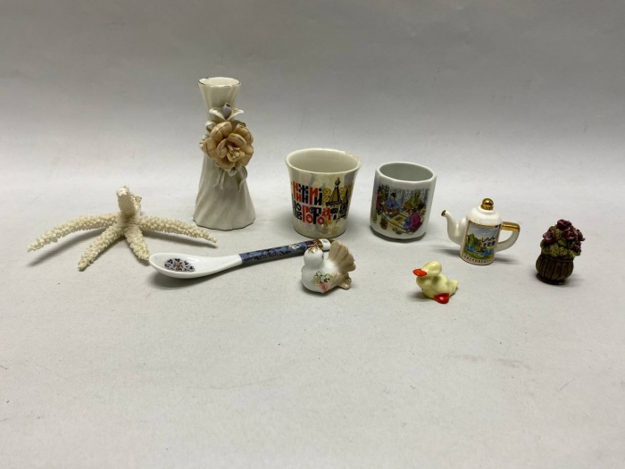 Статуэтки фарфоровые и керамика, стаканчики и ваза 9 шт в наборе
