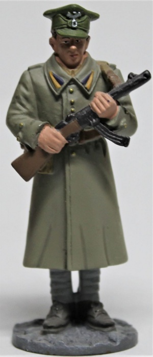 Оловянный солдатик &quot;Рядовой пех. частей 1-й армии Войска Польского, 1944-1945 гг.&quot;
