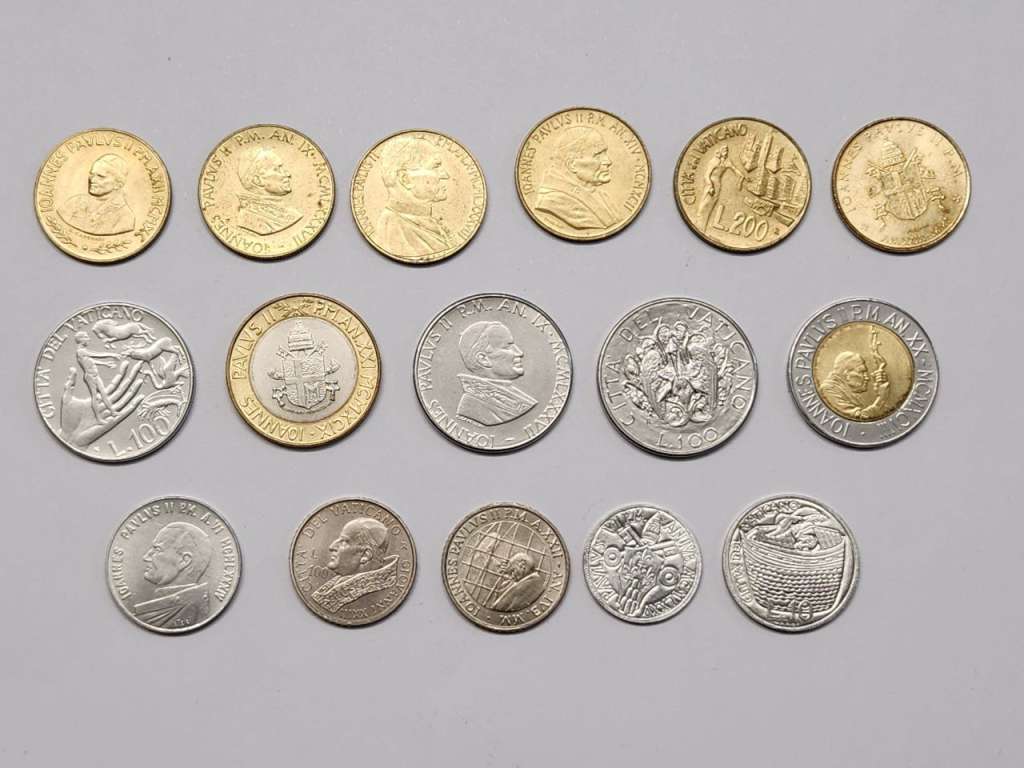 Набор монет Ватикан 16 штук