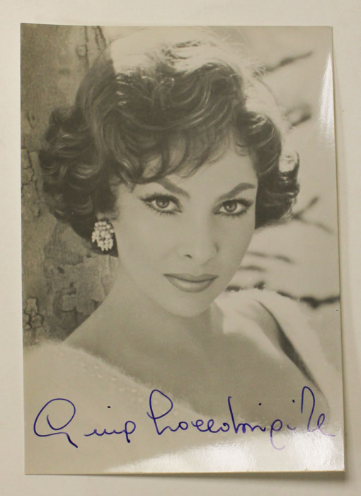 Фотография с личным автографом итальянской актрисы Джины Лоллобриджиды №2