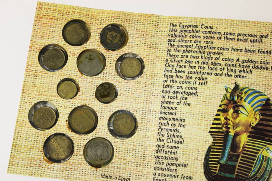 Набор монет и марок Египта. 12 монет и 12 марок, в буклете (см. фото)
