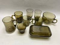Чашки 5 шт, 3 стакана и масленка, темное стекло