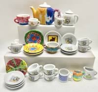 Игрушечный чайный сервиз чайники тарелки чашки 