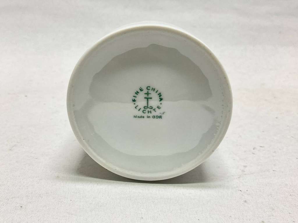 Банка с крышкой фарфор