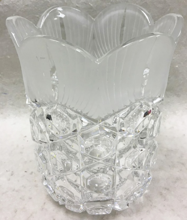 Ваза &quot;Манголия&quot;, хрусталь, 18 см. (сост. на фото)