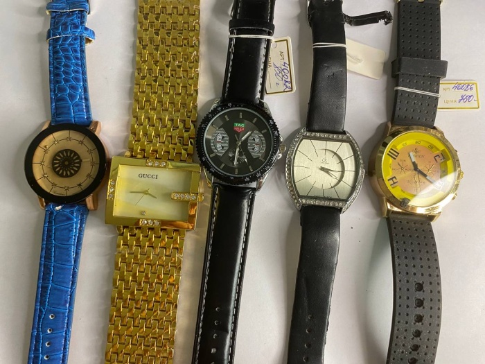 Часы наручные электронные, 5 шт новые