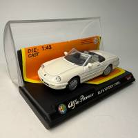 Alfa Romeo Spider 1989 New Ray в блистере 1:43