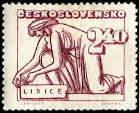 (1947-012) Марка Чехословакия "Женщина на коленях" ,  III O