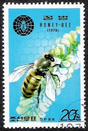 (1979-126) Марка Северная Корея &quot;Пчела (1)&quot;   Медоносные пчелы III Θ