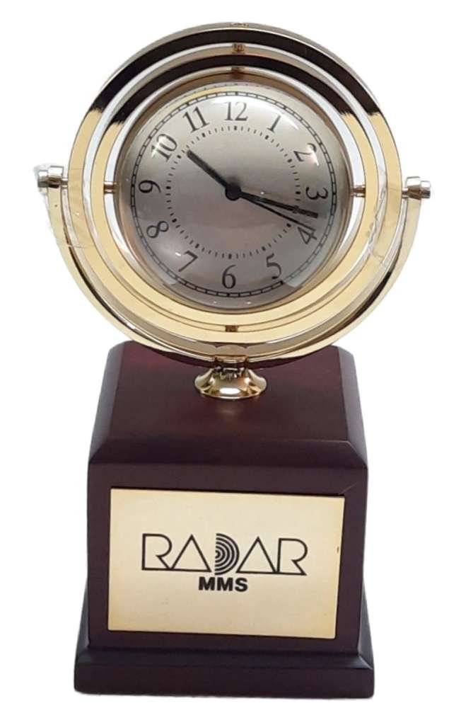 Часы настольные, кварцевые,  Radar MMS, металл, новые