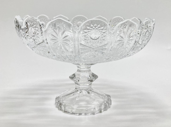 Фруктовница на ножке, хрусталь