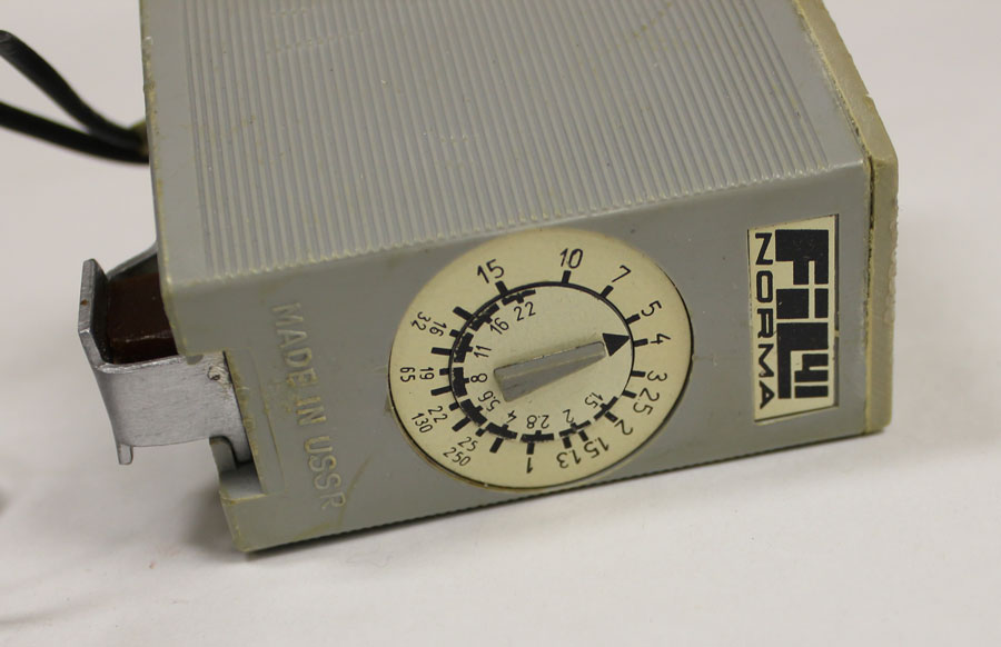 Фотовспышка FIL 41 Norma, СССР (см. фото)