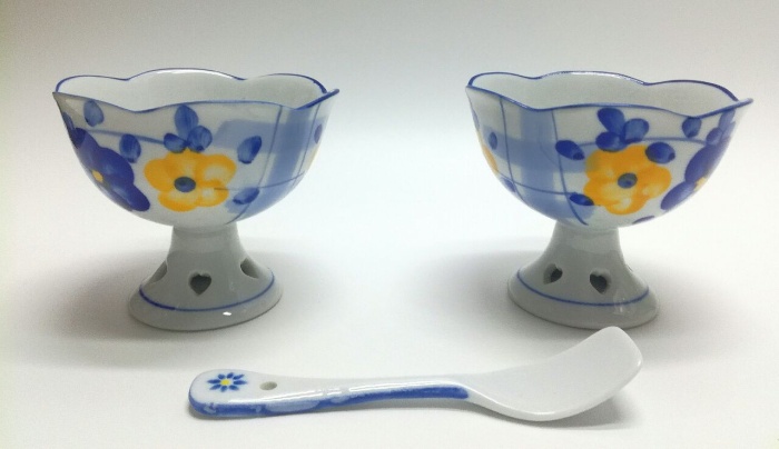 Креманки 2 шт + ложка, фарфор