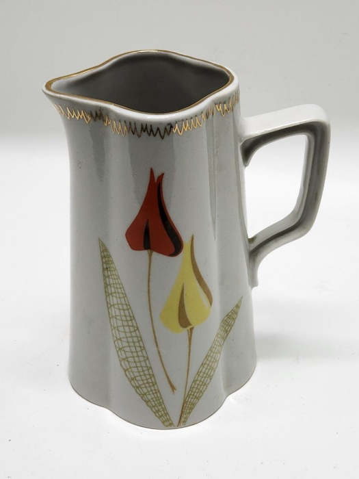 Кувшин фарфоровый Рига Тюльпаны СССР PFF