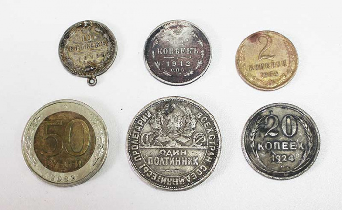 Набор монет России, разный номинал и года, 6 штук (состояние на фото)