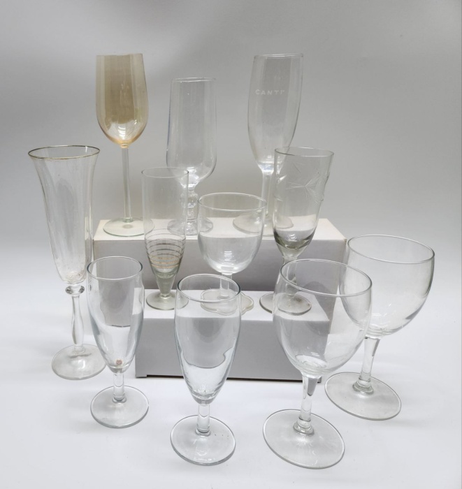 Бокалы разные 11 штук стекло