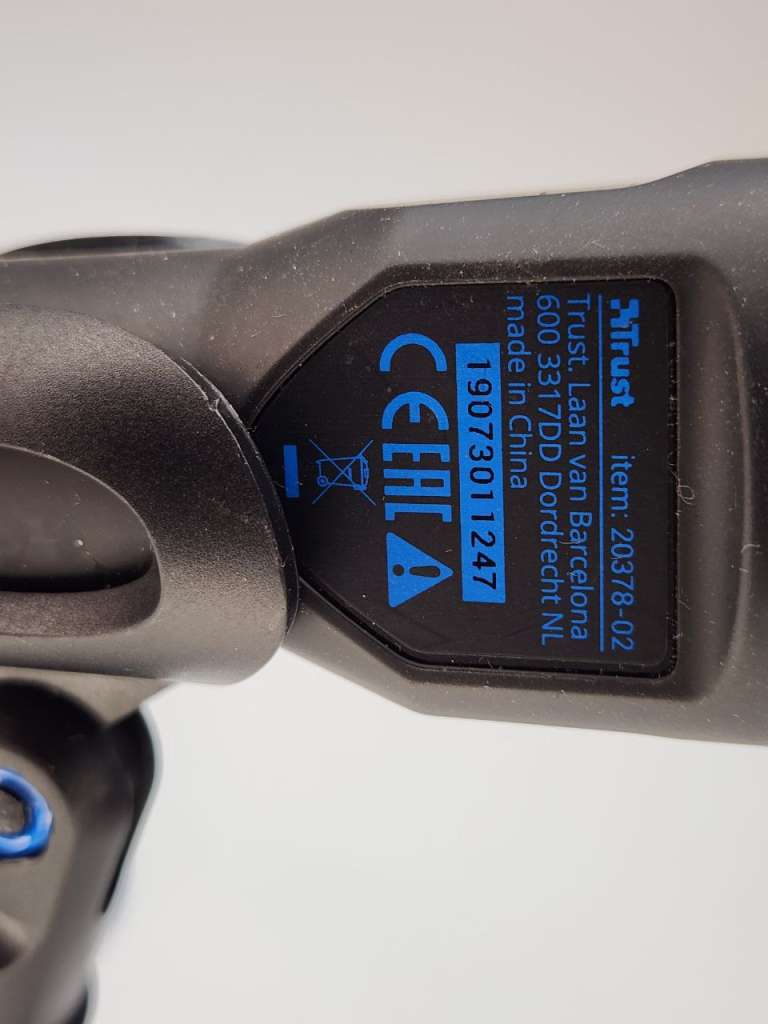 Микрофон Trust 20378-02 со стойкой