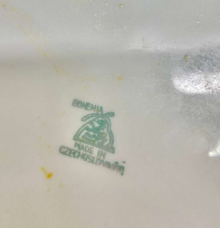 Блюдо сервировочное розы, Чехословакия