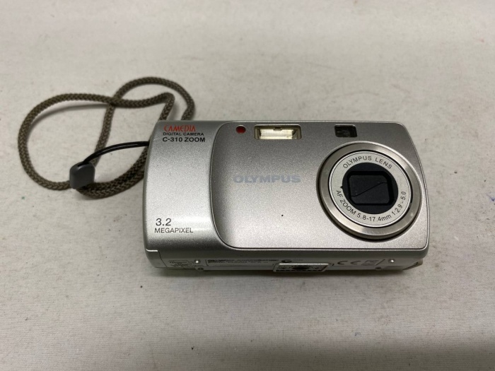 Фотоаппарат OLIMPUS С-310 рабочий