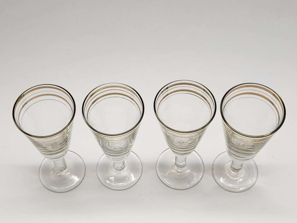 Рюмки стекло золочение 4 штуки СССР