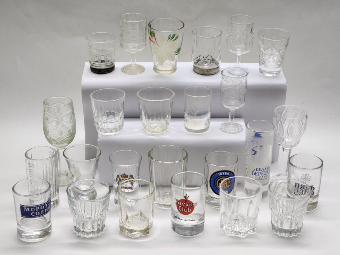 Рюмки стопки 25 штук разные стекло хрусталь СССР