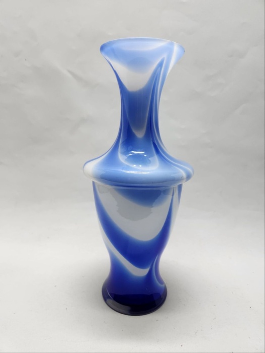 Ваза трехслойная голубая ЛЗХС